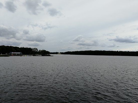 Wyciąg do nart wodnych i wakeboardu w Szczecinku
